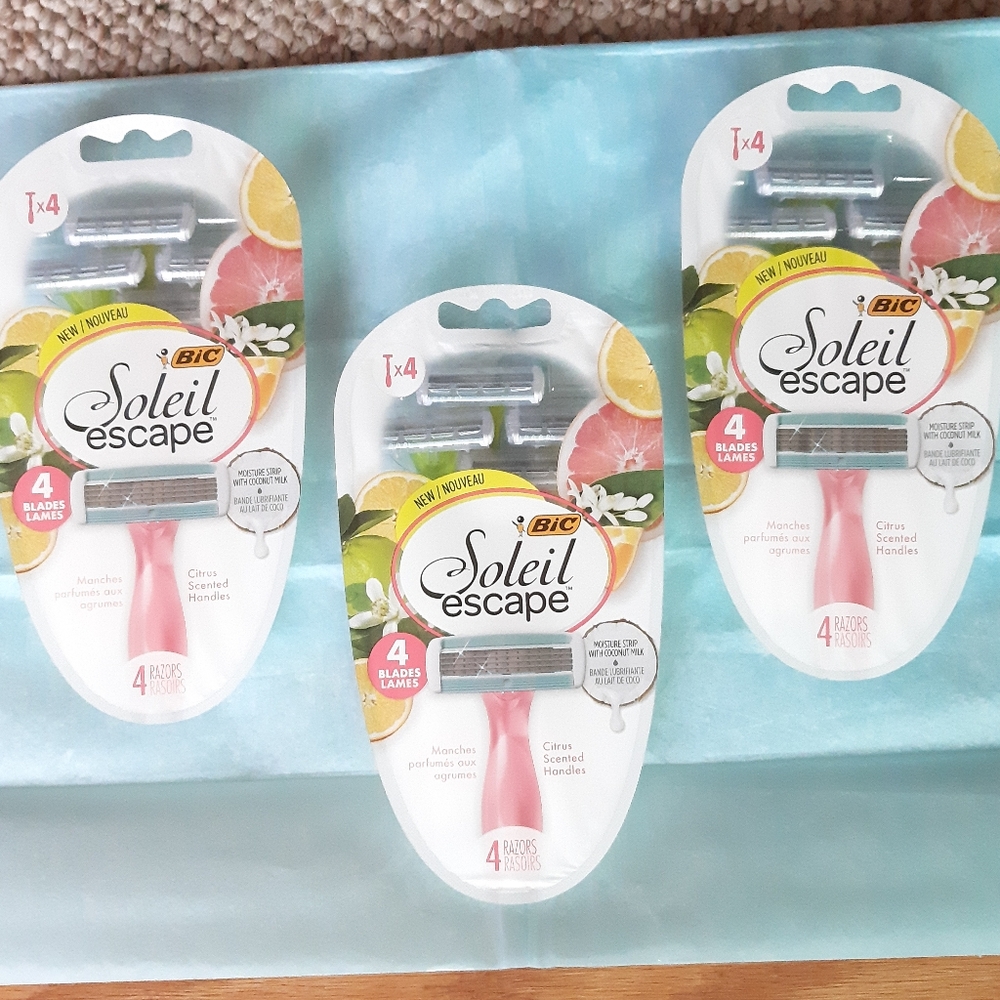 Bic Soleil Escape Razor Bundle